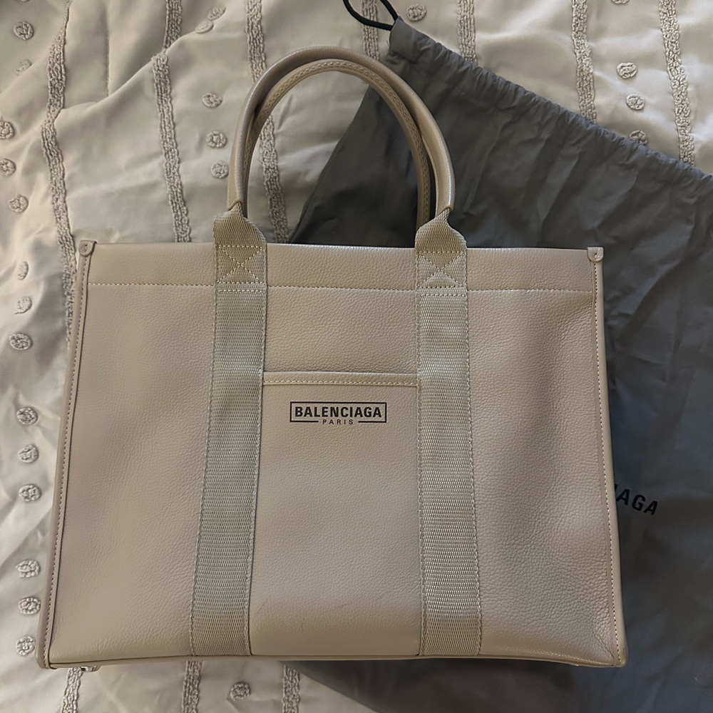 Balenciaga Hardware Tote bag
